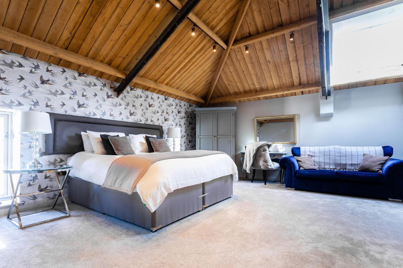 Lanelay Hall Hotel&Spa Hensol Esterno foto The Old Mill Hotel